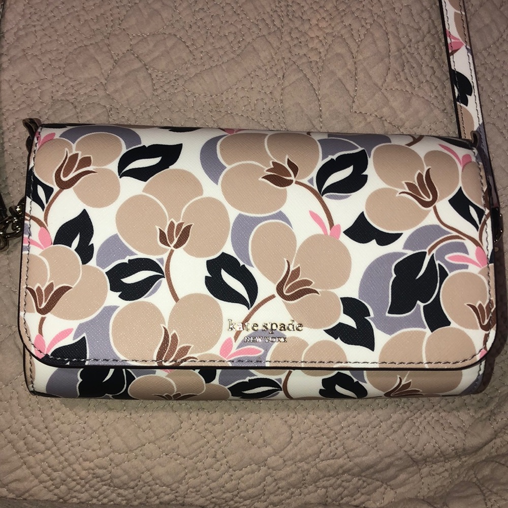 Kate Spade Crossbody Wallet